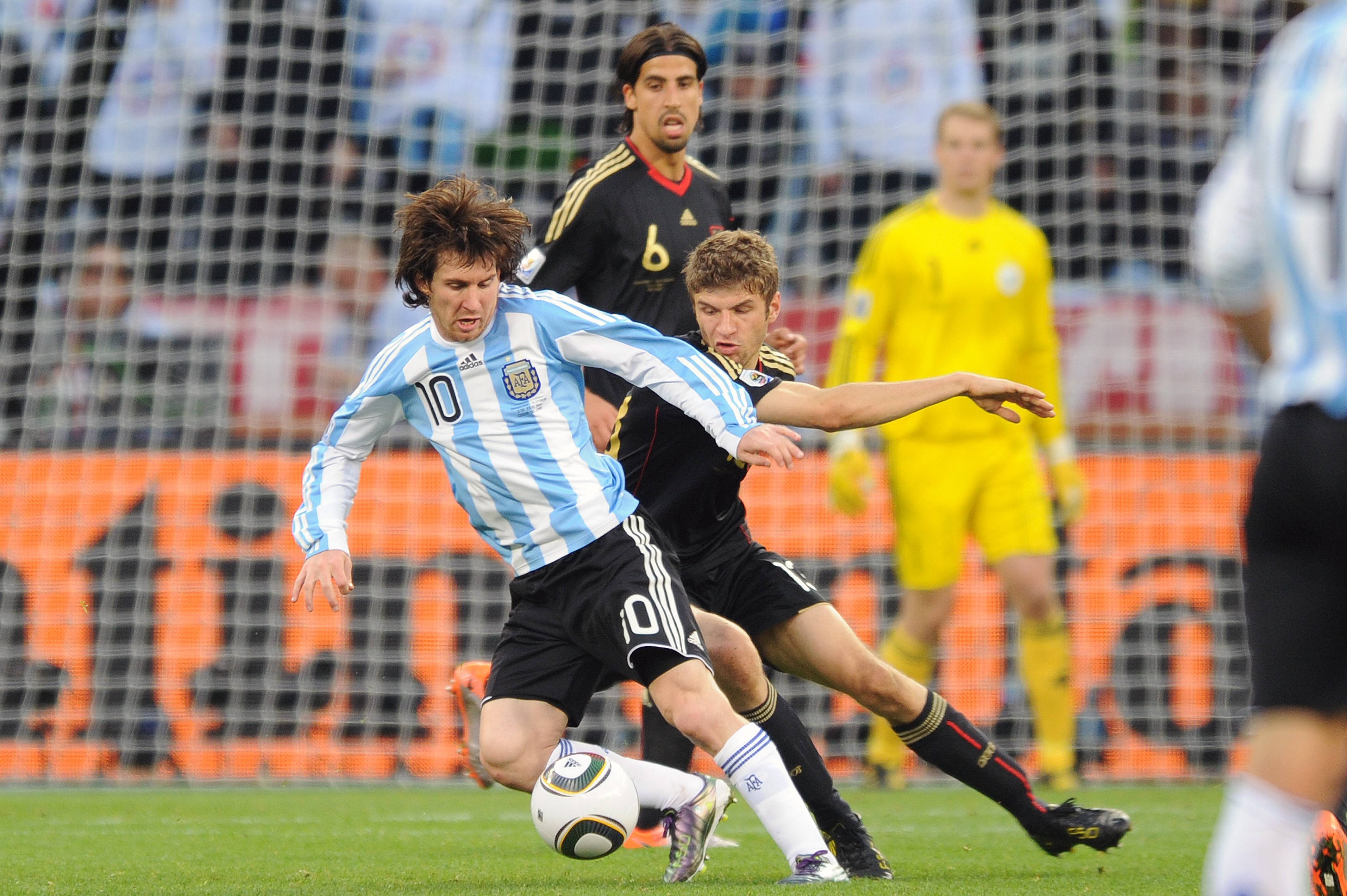 世界杯直播软件官网-10年世界杯手球致停赛!穆勒:若对面不是梅西相信裁判不会出黄牌