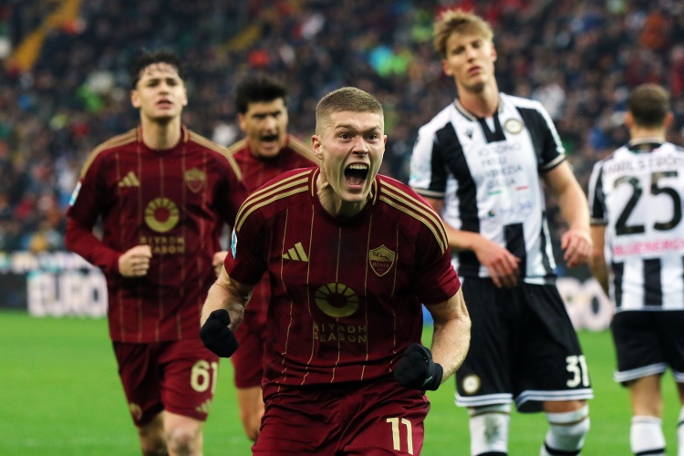 记者：多夫比克不接受肌腱手术而是选择保守治疗，预计2月初复出